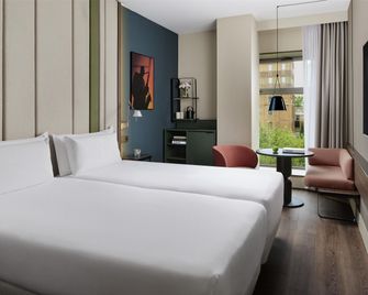 NH Barcelona Diagonal Poblenou - Barcelona - Bedroom