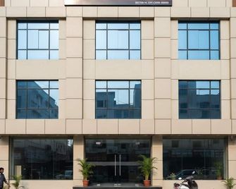 MI Rooms - Hoshiārpur - Clădire