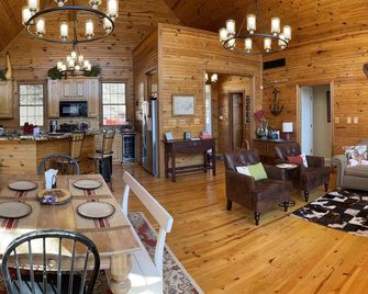 Lakin It Easy At Lake Cumberland Resorts - Burnside Ky - Burnside - Sala de estar