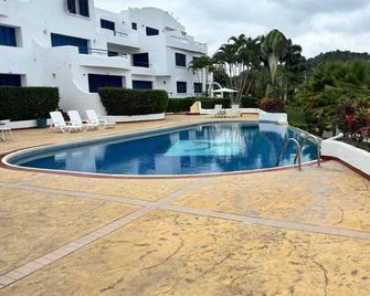 Vacation, Apartment at the Beach Club Casa Blanca, Same, Ecuador - Same - Piscina