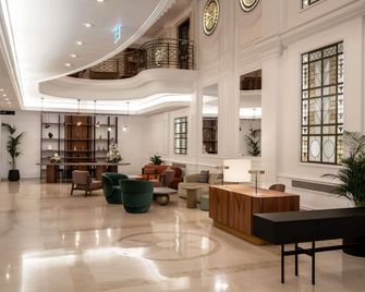 Mövenpick Hotel Budapest Centre - Budapest - Aula