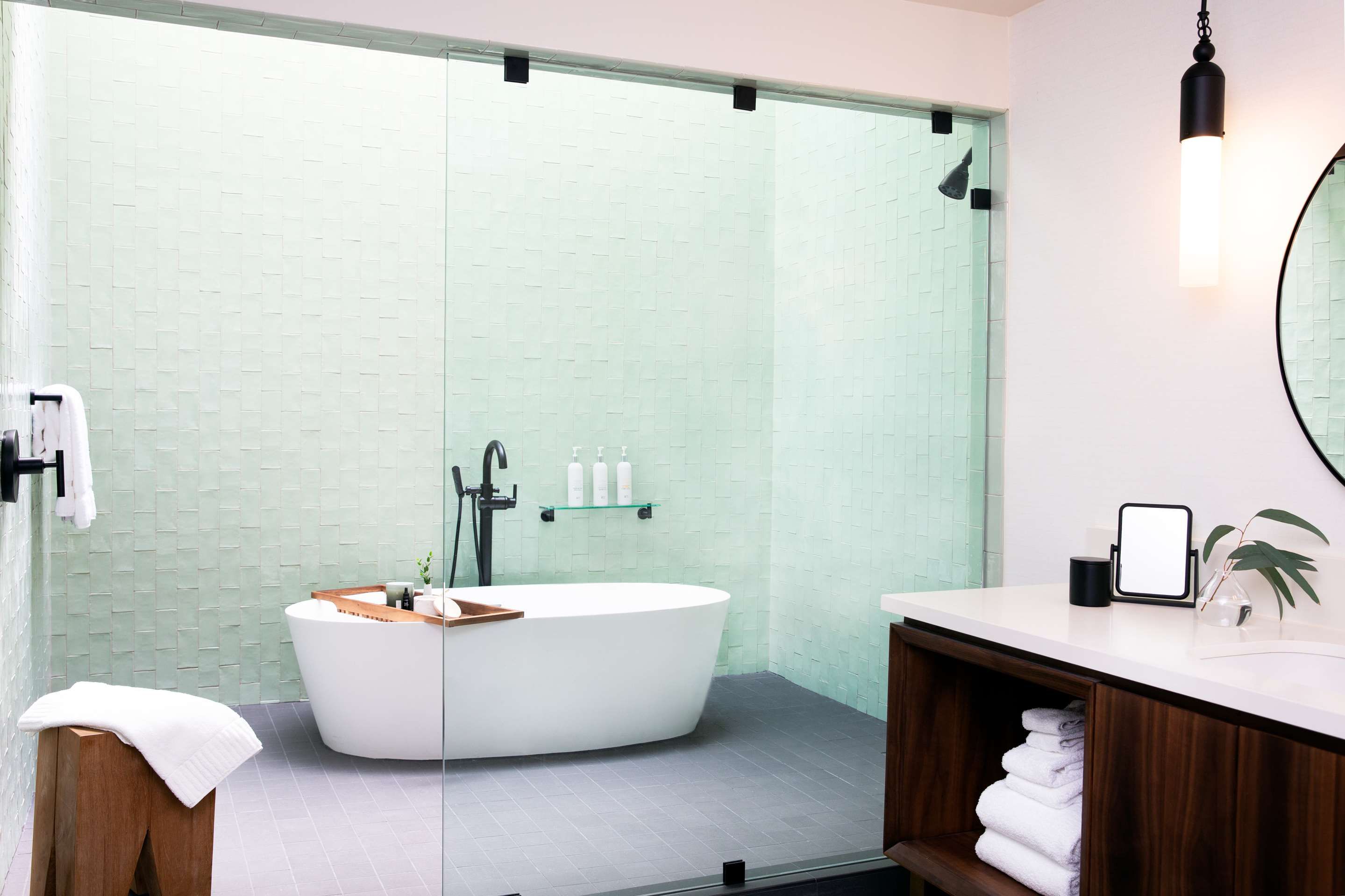 alexis hotel seattle reviews