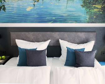 Hotel Amper - Germering - Bedroom