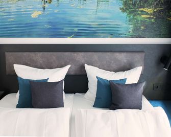 Hotel Amper - Germering - Bedroom