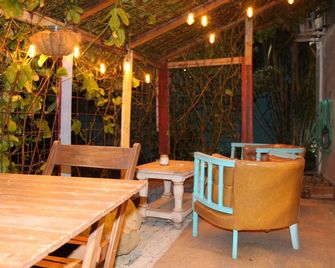 Vicky's Keys - Hostel - Philipsburg - Patio