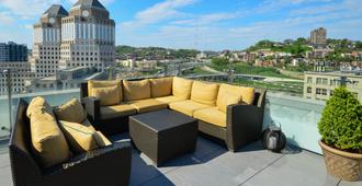 Residence Inn by Marriott Cincinnati Downtown/The Phelps - Cincinnati - Parveke