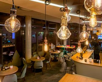 ibis Styles Pforzheim - Pforzheim - Bar