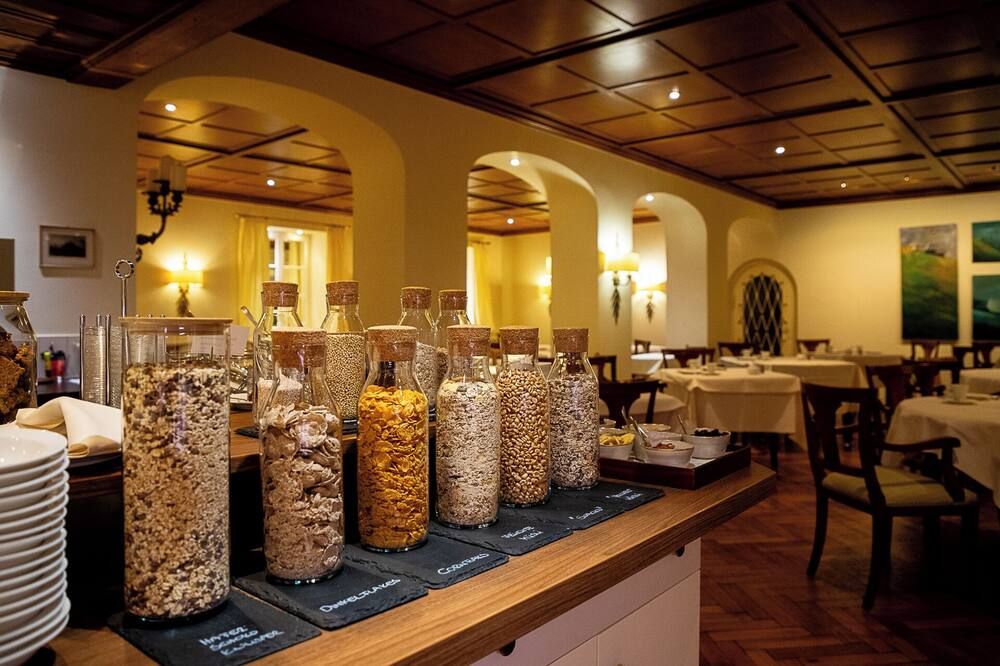 Romantik Hotel zur Sonne - Badenweiler - Restaurante