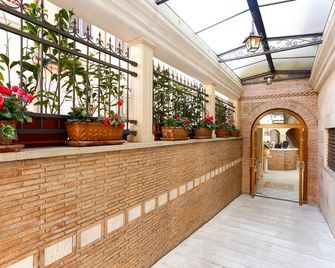 Hotel Tempio DI Pallade - Roma - Recepción