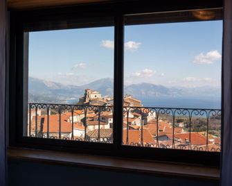 Oikos Rooms - San Giovanni a Piro - Balcon
