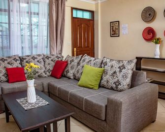 Sherry Homes Raha Westlands - Nairobi - Wohnzimmer