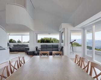 Basque Breath-Unique Villa, Fantastic View, Fabulous Pool - Hondarribia - Sala de jantar