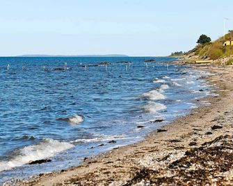 6 person holiday home in Brenderup Fyn-By Traum - 브렌더루프 - 해변