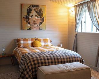 The Little Black House a cosy 2 bedroom cottage in Main Ridge - Main Ridge - Bedroom