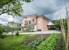 B&B da Viky - Marostica - Building
