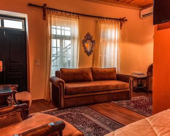 Ilion Hotel - נפפיליון - סלון