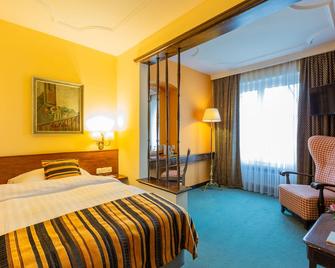 Hotel Athmos - La Chaux-de-Fonds - Bedroom