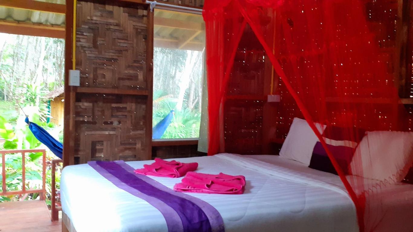 Lanta Maikeaw Bungalow