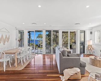 Driftwood - Soldiers Point - Wohnzimmer