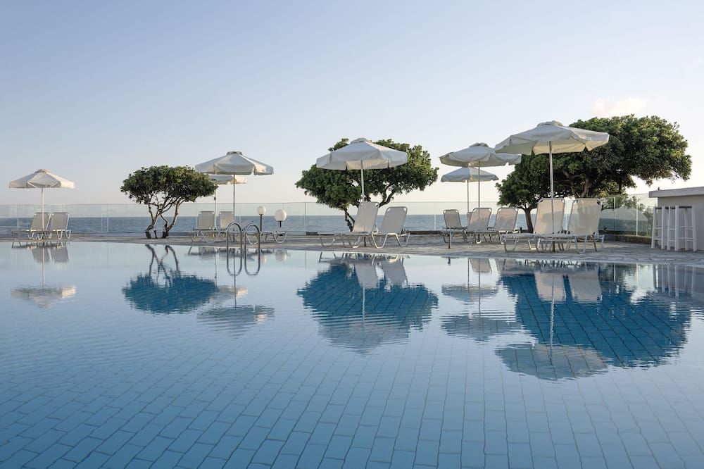 ماريتيمو بيتش هوتل