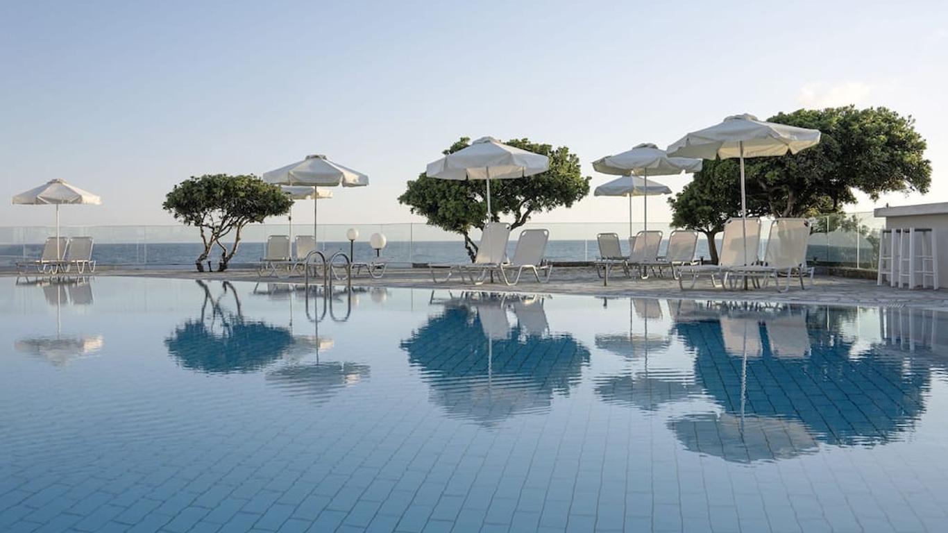 ماريتيمو بيتش هوتل