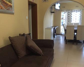 Rosey Rest Inn - Ghanzi - Sala de estar