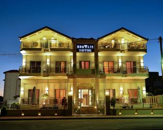 Hotel Epavlis - Kateríni - Building