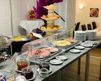 Komfort Hotel Ludwigsburg - Ludwigsburg - Buffet