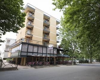 Hotel Settebello - Cesenatico - Edificio