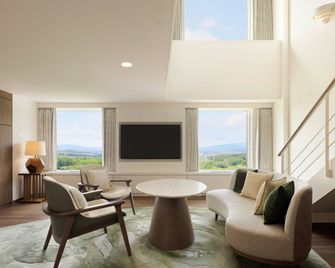 The Westin Rusutsu Resort - Rusutsu - Living room