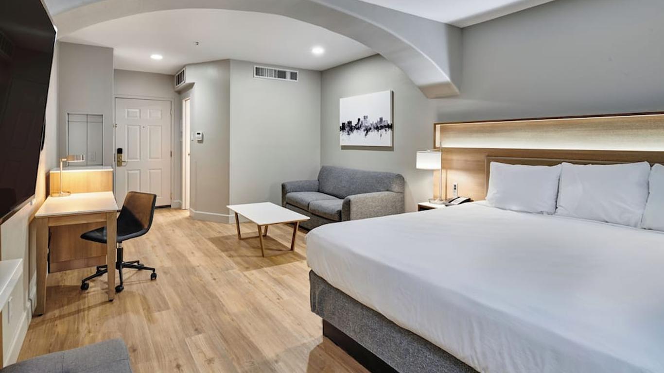 Radisson Hotel El Paso Airport
