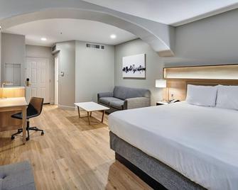 راديسون هوتل أل باسو إيربورت - إل باسو - غرفة نوم