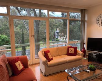 Eltham Retreat - Eltham - Sala de estar