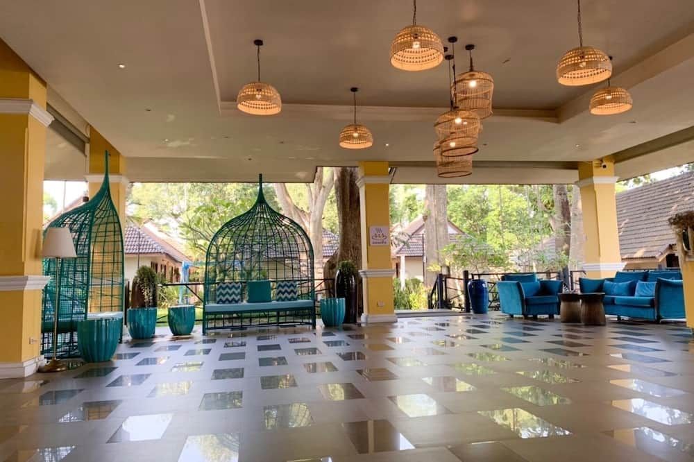 Chiangkhong Teak Garden Riverfront Onsen Hotel- Sha Extra Plus