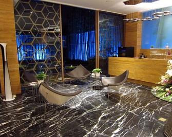 H-Hotel Riverside Chengdu - Chengdu