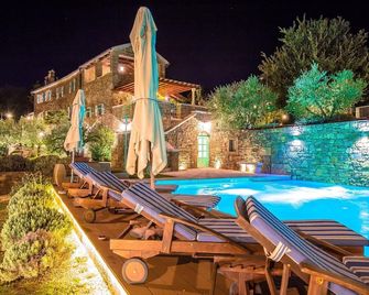 Lovely villa Sancta Maria Motovun with pool - Livade - Pool