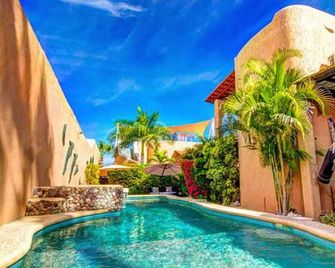 Casa Kootenay Waterfront Bnb - La Paz - Piscina