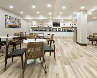Hotel Ninety Five - Jfk Airport - Queens - Restaurant