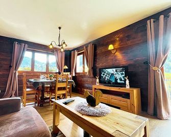 Chalet Chez Gaby - Quartier calme proche du centre - Morzine - Huiskamer