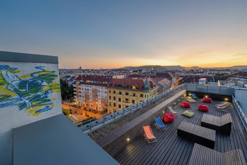 Dean's Home Budapest - בודפשט - מרפסת