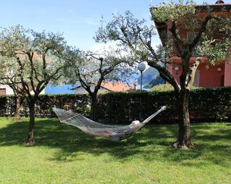 Ca' Eli 2 - Oliveto Lario - Patio