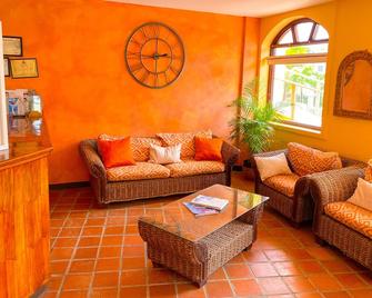 Point Salines Hotel - St. George's - Living room