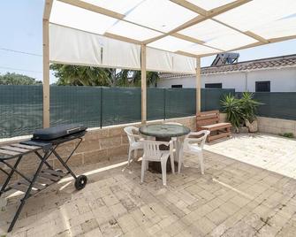 Orange beach studio - Marina di Mancaversa - Patio