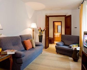 Hotel Ca'l Bisbe - Sóller - Pokój dzienny