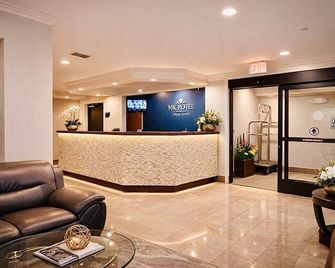 Microtel Inn & Suites by Wyndham Murfreesboro - Murfreesboro - Lobi