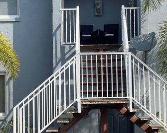Spacious 1-Bedroom near Downtown Fort Myers - Fort Myers