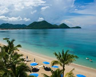 ذا لاندينجز ريزورت آند سبا - غروس ايسليت - شاطئ