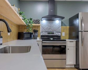 The Cardinal I 2 Br Apartment, Sleeps 4 - Elizabethtown - Cocina
