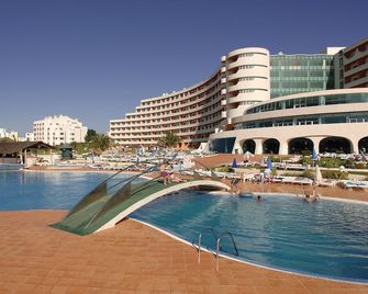 Hotel Apartamento Paraiso De Albufeira - Albufeira - Pool