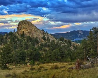 Pine Haven Resort - Estes Park - Vista del exterior